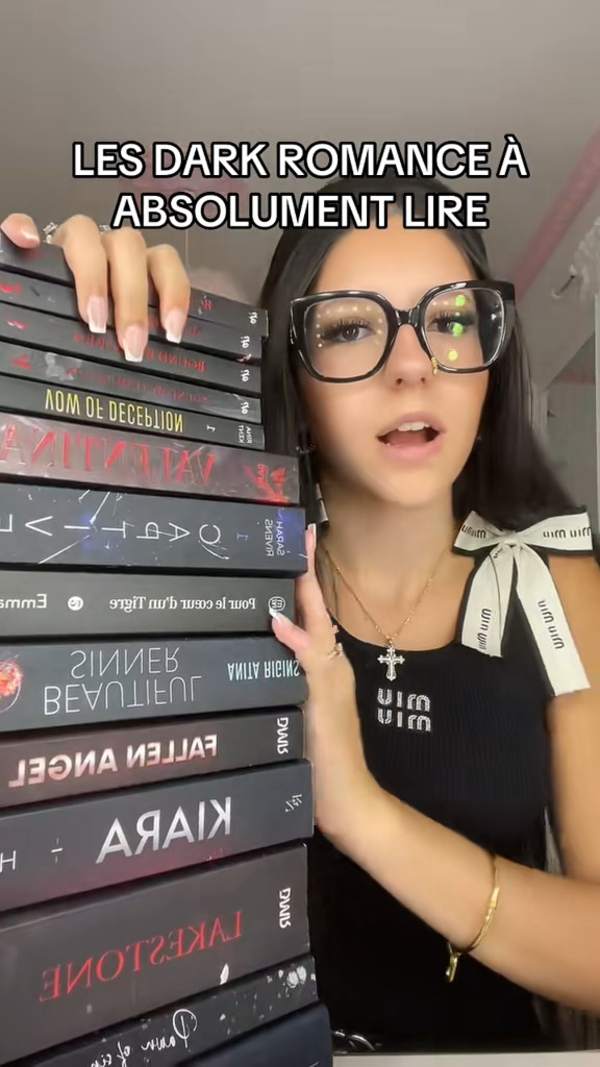Image de&nbsp;: @shanone.book recommande des livres de dark romance à son audience TikTok (50k likes).